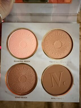 Nomad Beach Glow Face Palette — Peach, Bronze & Brown Shades
